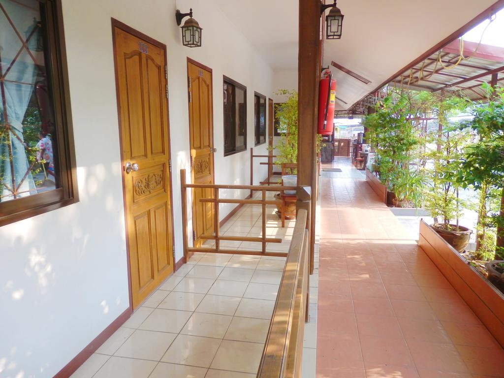 Mg Guesthouse Sukhothai Exterior photo