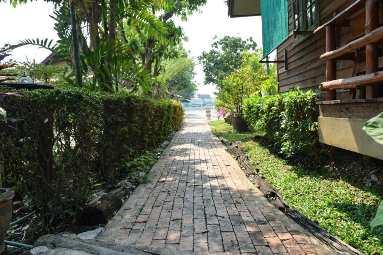 Mg Guesthouse Sukhothai Exterior photo